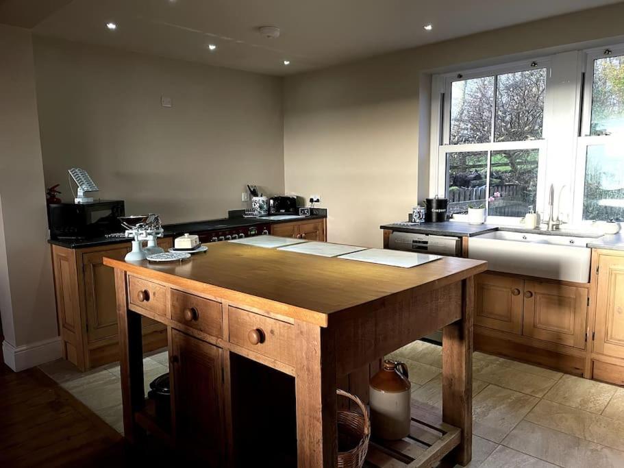 Luxurious Granny House Bell Busk In Malhamdale Βίλα Skipton Εξωτερικό φωτογραφία